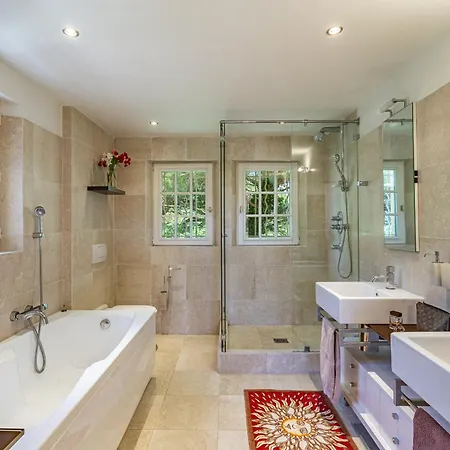 Luxueuse Avec Piscine Don Quichotte Saint-Tropez
